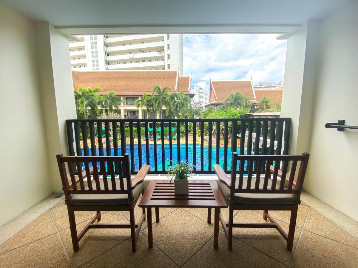 Deluxe Twin or Double Room